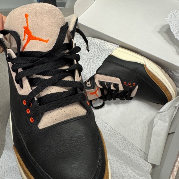 Air Jordan Retro 3 "Elephant" - Picture 1 of 5